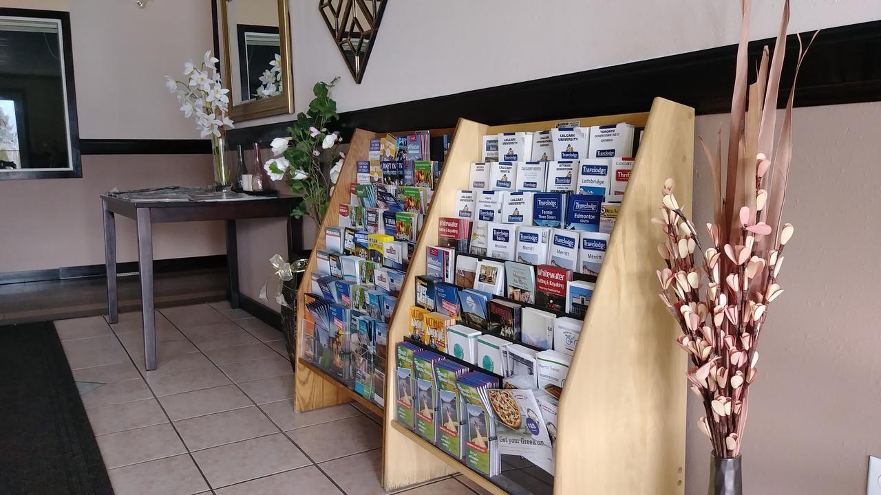 George Mountain View Hotel & Resto Меррітт Екстер'єр фото