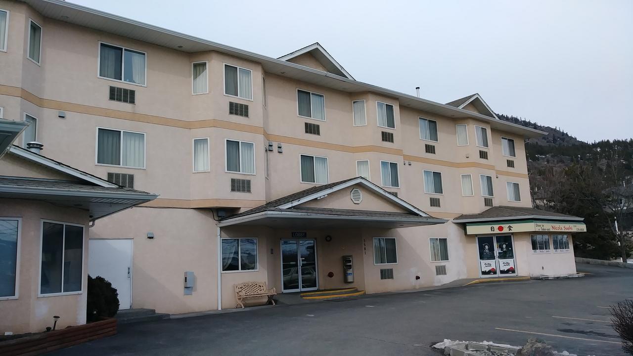 George Mountain View Hotel & Resto Меррітт Екстер'єр фото