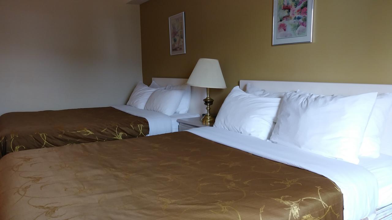 George Mountain View Hotel & Resto Меррітт Екстер'єр фото