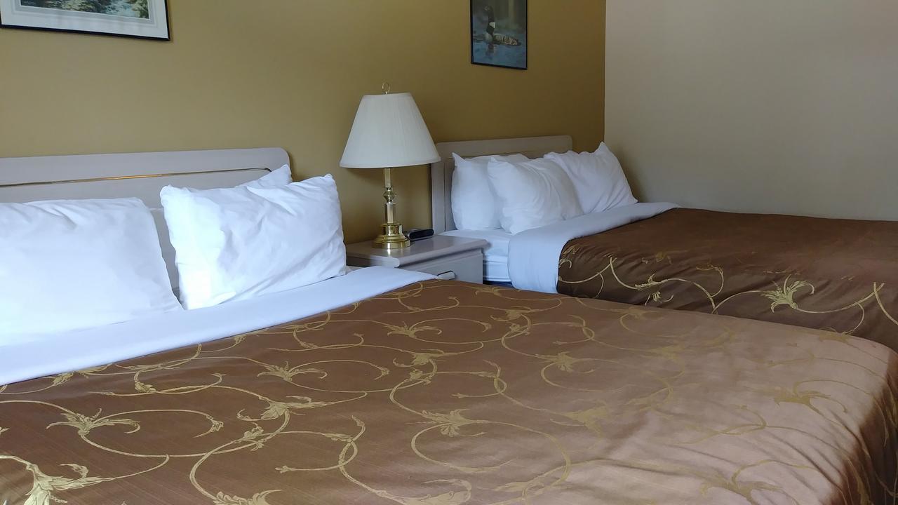 George Mountain View Hotel & Resto Меррітт Екстер'єр фото