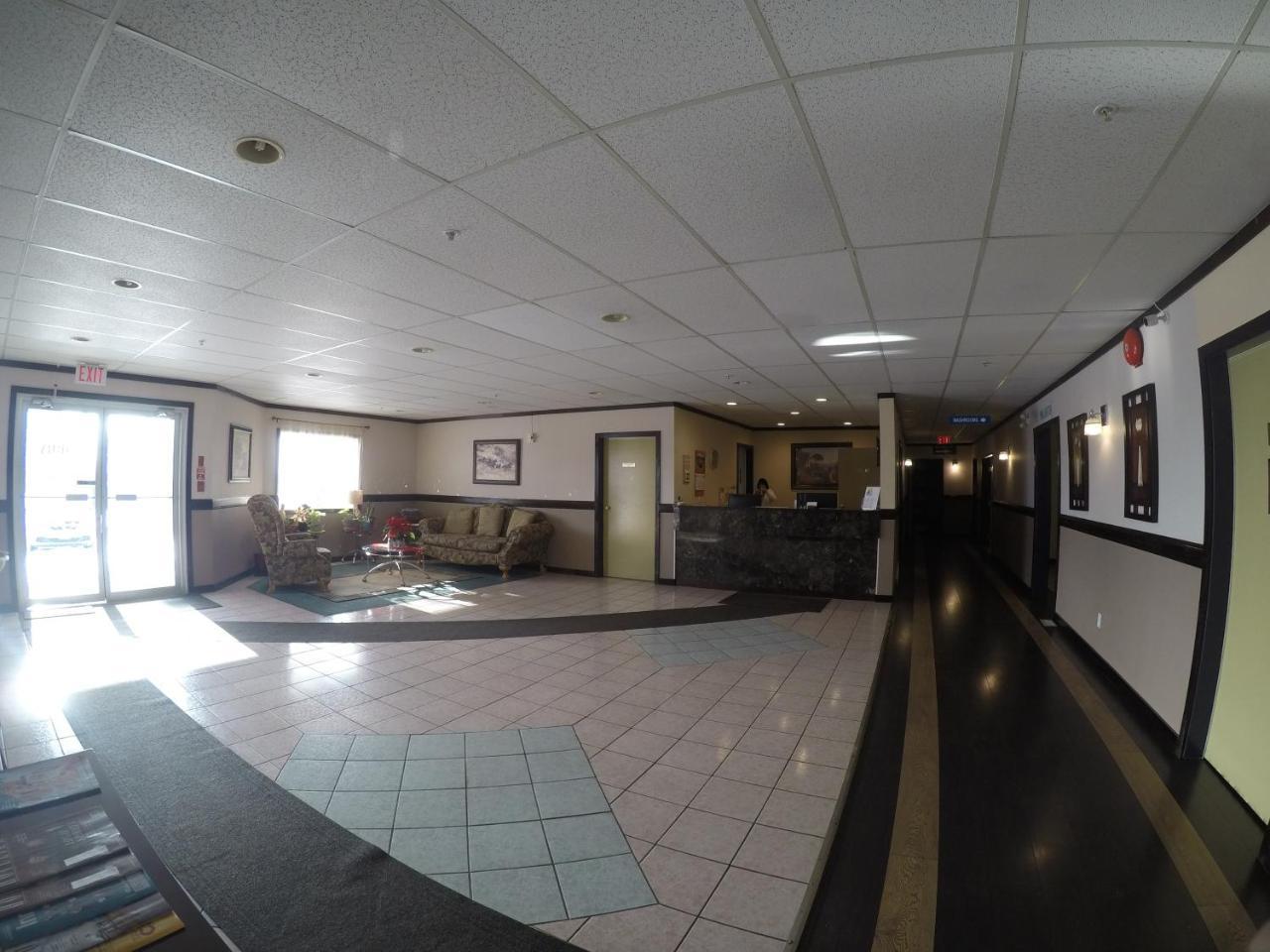 George Mountain View Hotel & Resto Меррітт Екстер'єр фото