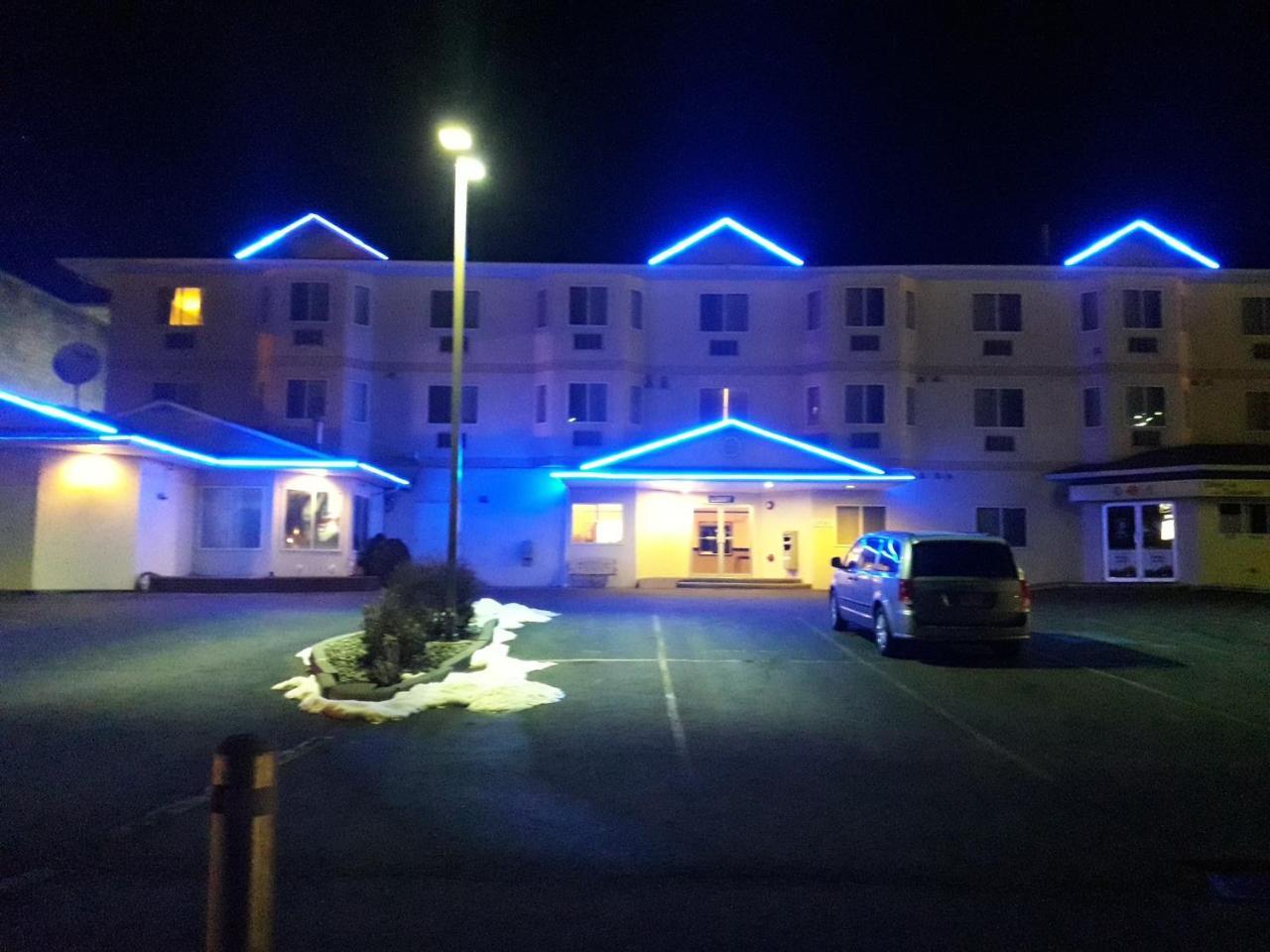 George Mountain View Hotel & Resto Меррітт Екстер'єр фото