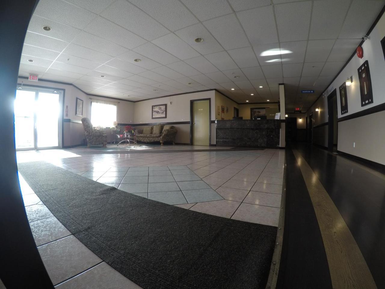 George Mountain View Hotel & Resto Меррітт Екстер'єр фото